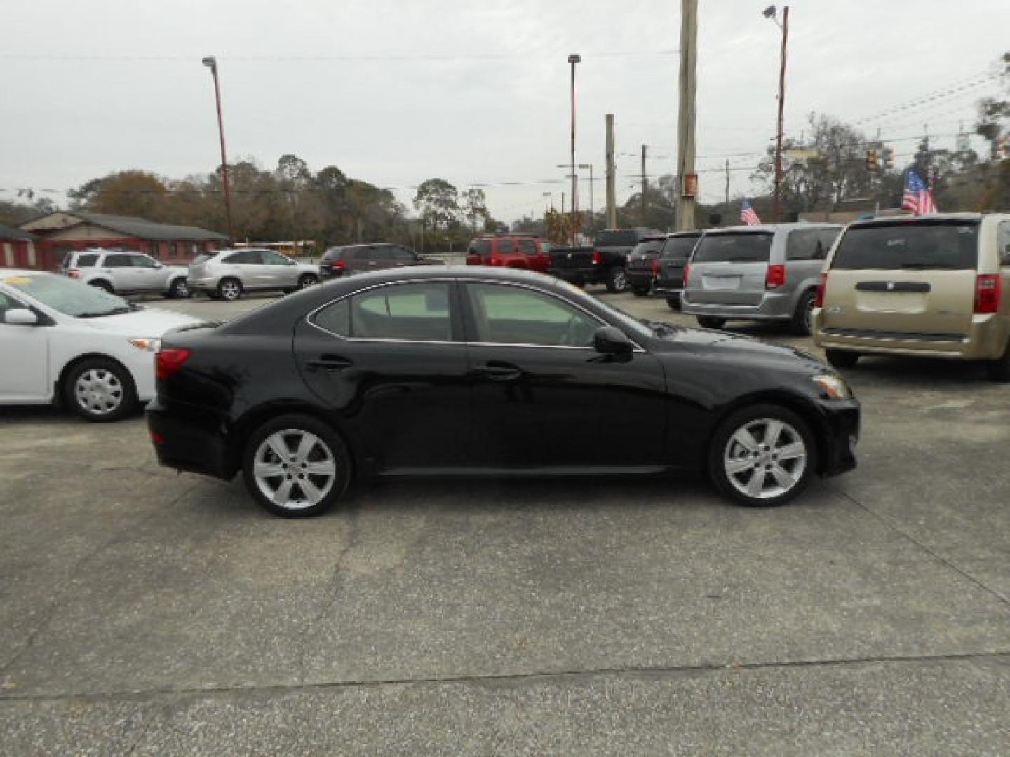 2008 BLACK LEXUS IS 250 BASE (JTHCK262982) , located at 1200 Cassat Avenue, Jacksonville, FL, 32205, (904) 695-1885, 30.302404, -81.731033 - Photo#4